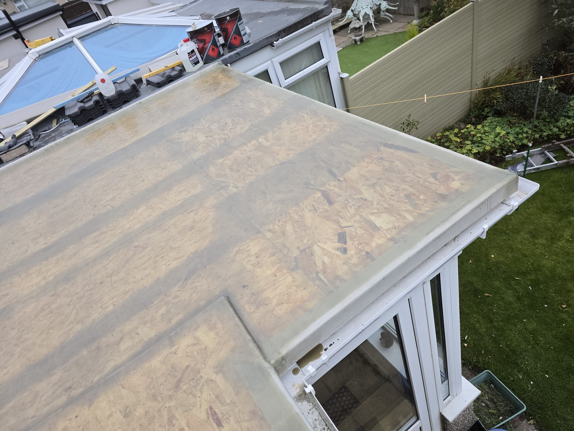 Roof verge finished with dry-fix trim